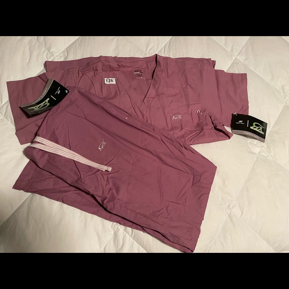 New Iguana Scrubs